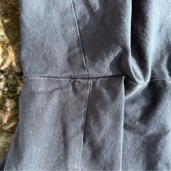 Talbots The Perfect Shorts-10.5”. Lots of 2. Khaki and navy. Classic. Prep. 20W - Picture 9 of 14